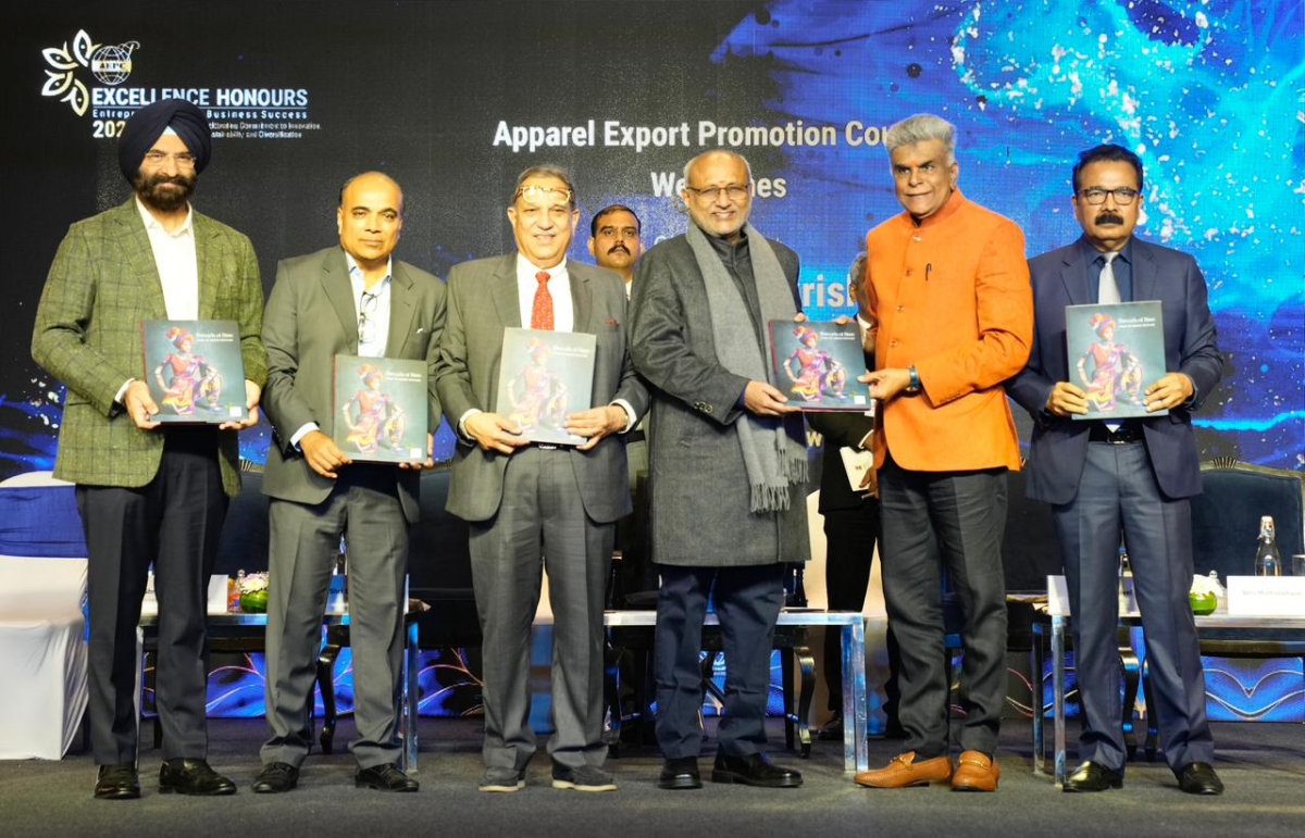 परिधान एवं वस्त्र क्षेत्र भारत की अर्थव्यवस्था का एक महत्वपूर्ण स्तंभ: उपराष्ट्रपति राधाकृष्णन