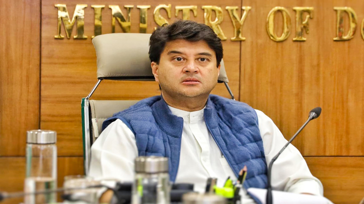 संचार साथी ऐप अनिवार्य नहीं, यूज़र चाहें तो मोबाइल से कर सकते हैं डिलीट : ज्योतिरादित्य सिंधिया