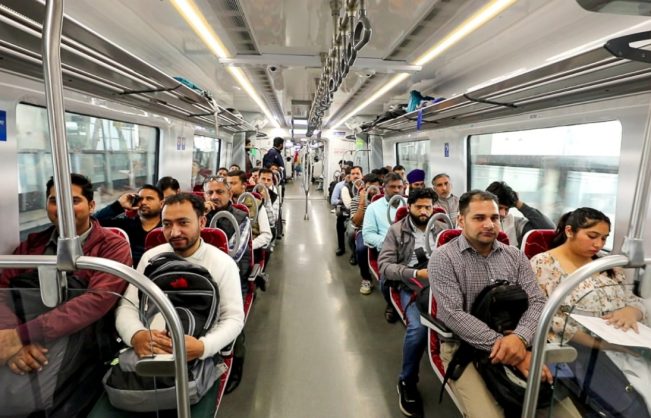नमो भारत ने बनाया नया रिकॉर्ड, एक दिन में 1.25 लाख से अधिक यात्रियों ने किया सफर
