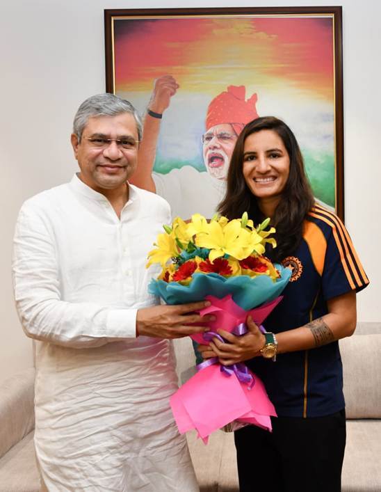 Women-Cricketers-4