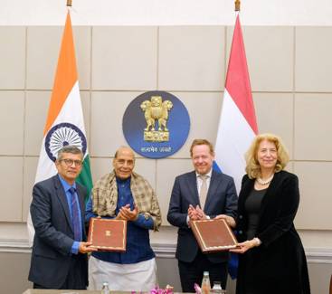 भारत–नीदरलैंड्स रक्षा सहयोग को मिलेगी नई मजबूती, राजनाथ सिंह–डेविड वान वील की बैठक