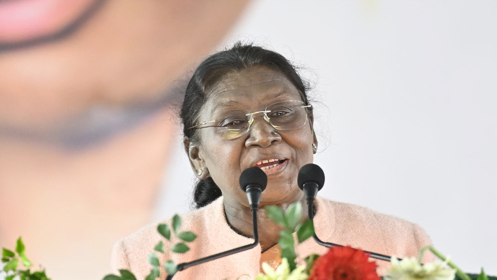 President Murmu attends 22nd Parsi Maha, Ol Chiki centenary celebrations in Jamshedpur