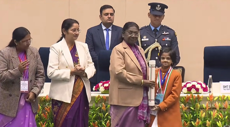 राष्ट्रपति मुर्मु के हाथों राष्ट्रीय बाल पुरस्कार पाकर खुश हुए प्रतिभाशाली बच्चे, बोले- कभी सपने में भी नहीं सोचा था