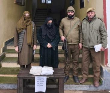 जम्मू-कश्मीर के कुपवाड़ा में नशे के खिलाफ बड़ी कार्रवाई, 2.3 किलो मादक पदार्थ के साथ ड्रग पेडलर गिरफ्तार