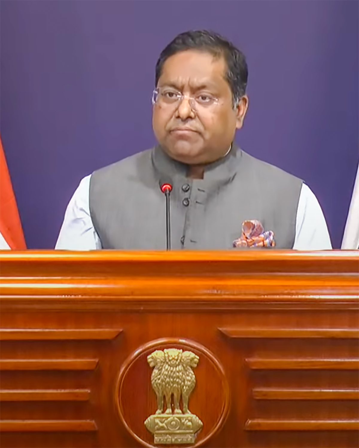 अमेरिका के वाणिज्य मंत्री हॉवर्ड लुटनिक के बयान को विदेश मंत्रालय ने नकारा, बताया पीएम मोदी और ट्रंप के बीच क्या हुई बात
