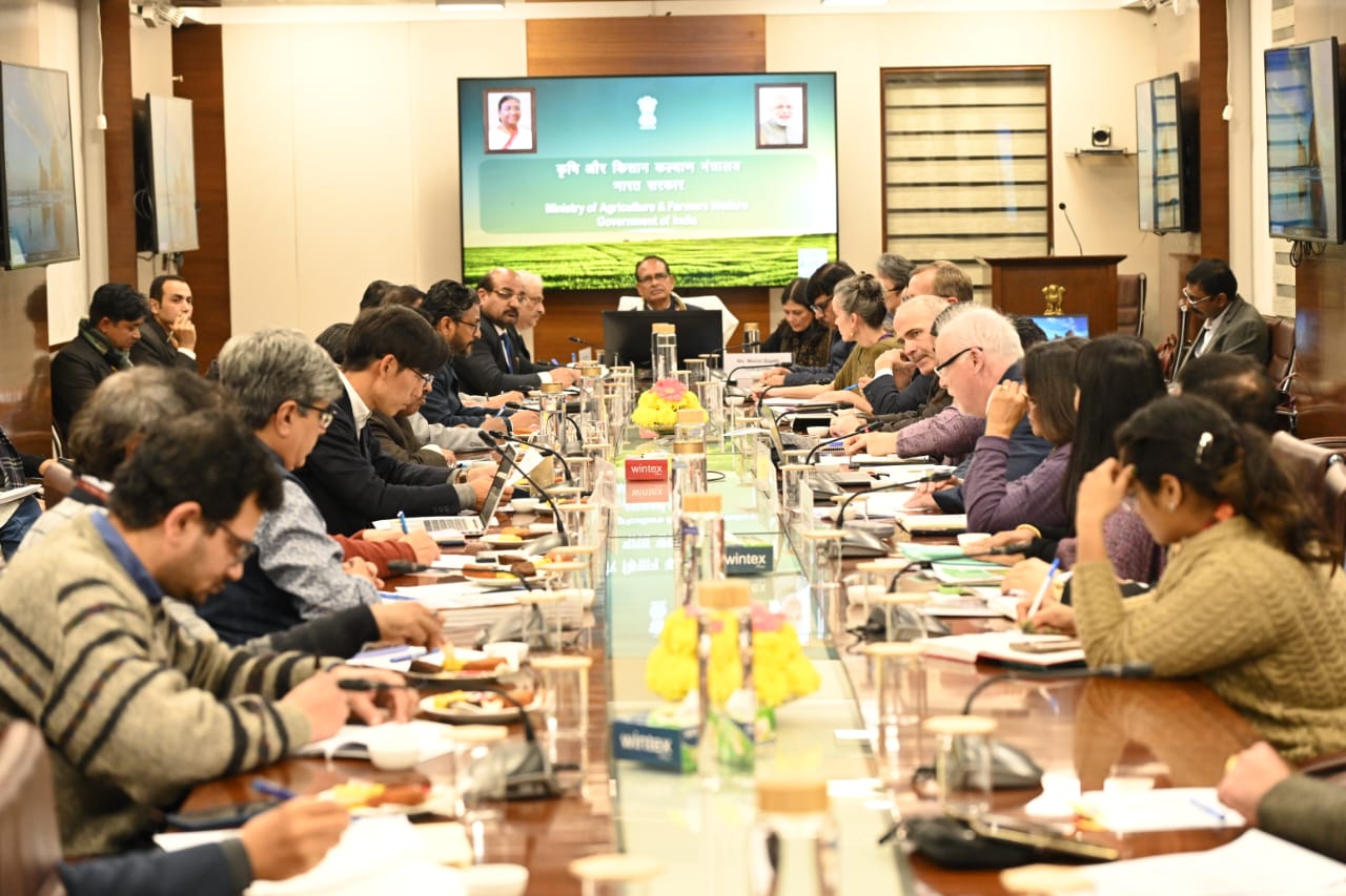 किसानों के कल्याण और आजीविका में सुधार के लिए शिवराज सिंह चौहान ने अंतरराष्ट्रीय संगठनों के प्रतिनिधियों से की बैठक
