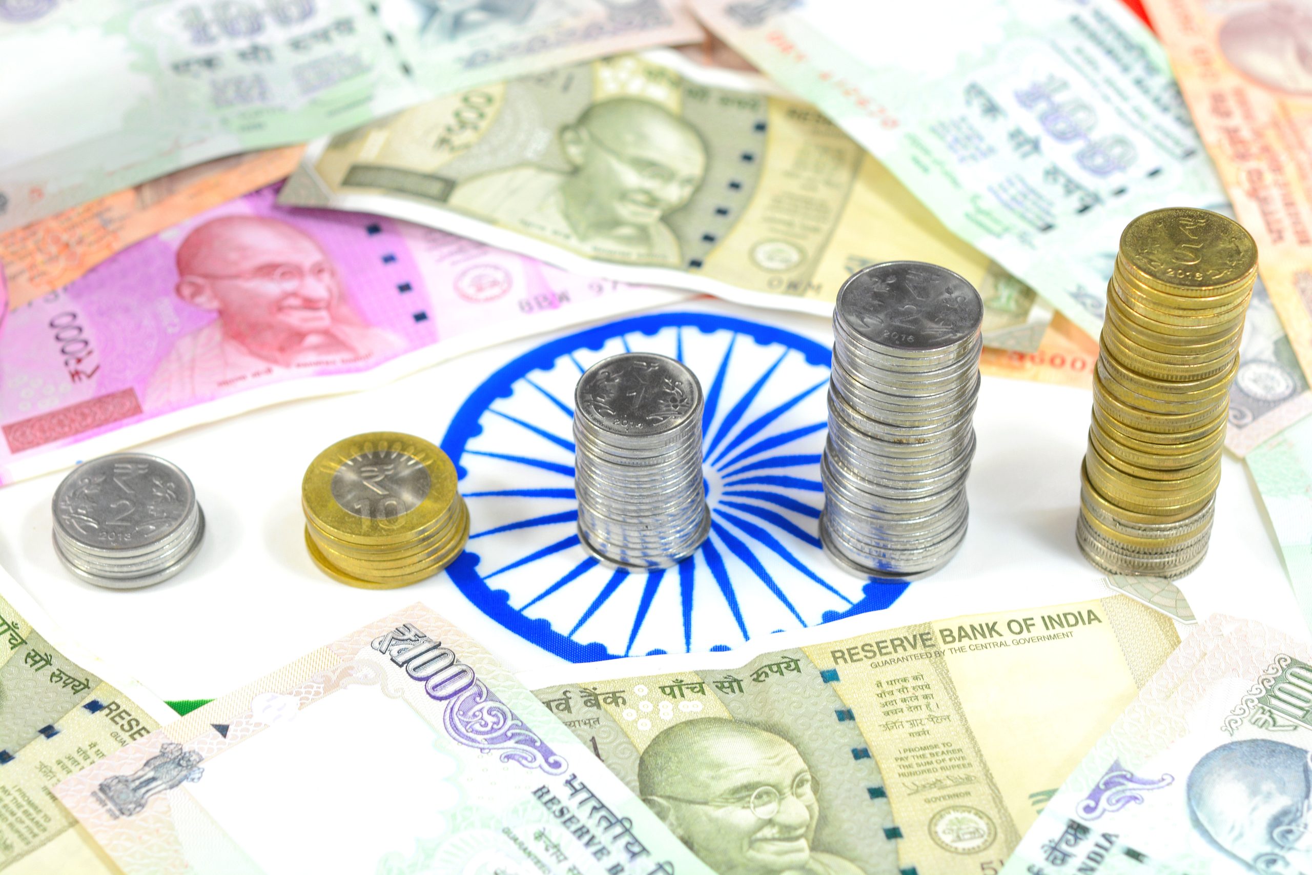 2030 तक भारत बनेगा अपर मिडिल-इनकम देश, प्रति व्यक्ति आय $4,000 के पार संभव: SBI रिपोर्ट