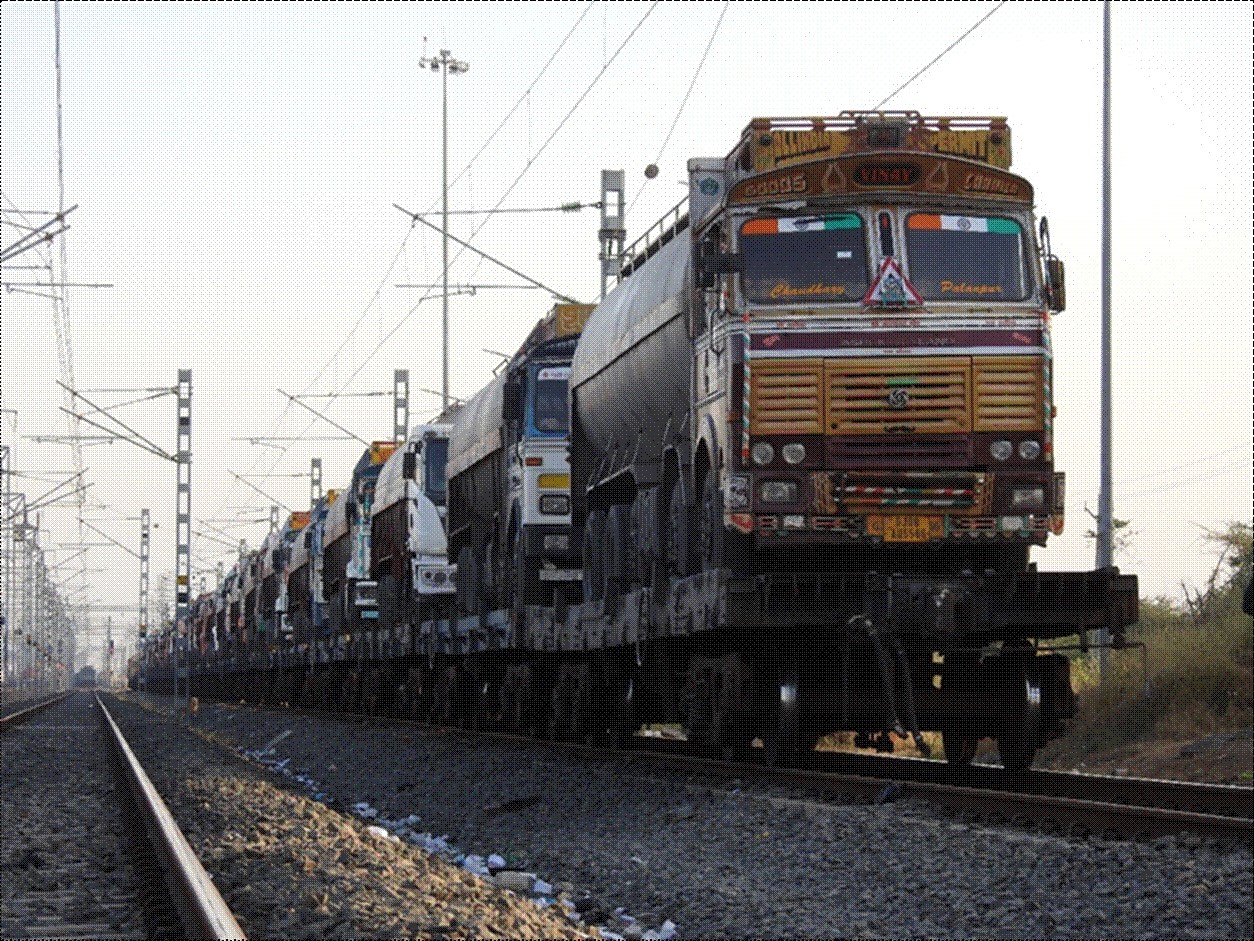 Cabinet Approves ₹23,437 Crore Rail Multi-Tracking Projects to Expand Network by 901 Km