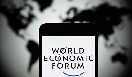 वैश्विक पर्यटन में तेजी, लेकिन आर्थिक-सामाजिक लाभ में कमी: WEF