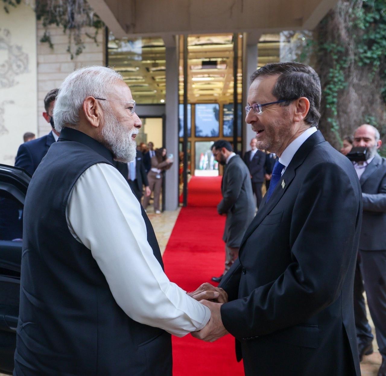 हिब्रू में पीएम मोदी का संदेश, ‘जय हिंद’ से हर्जोग ने दिया दिल जीतने वाला जवाब