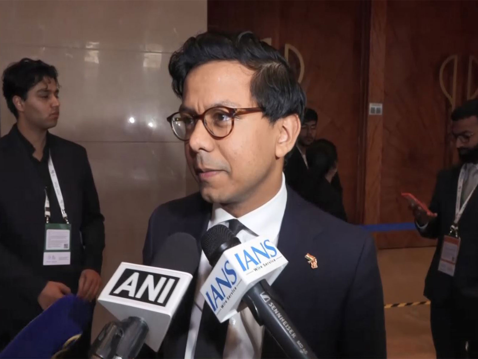 इंडिया एआई समिट में यूके मंत्री ने भारत के साथ गहरे तकनीकी सहयोग पर दिया जोर