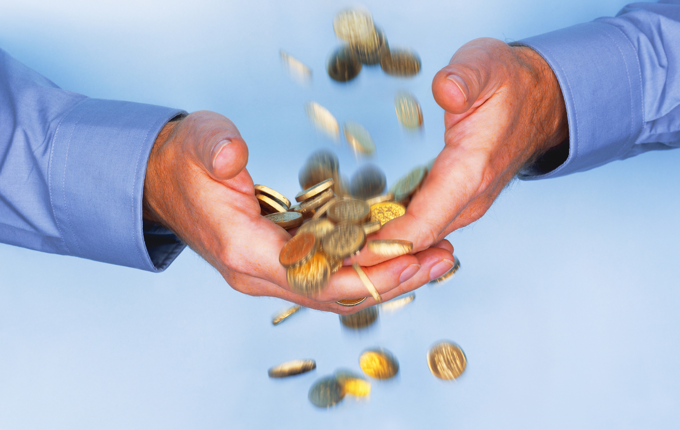 Gold, silver selloff deepens after CME hikes margins