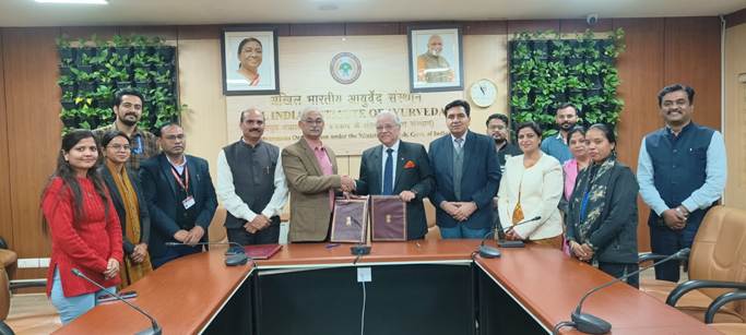 आयुर्वेदिक इलाज भी बीमा के तहत होगा कवर, AIIA ने 32 बीमा कंपनियों के साथ किया एमओयू