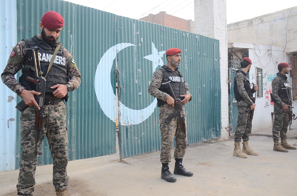 Afghanistan launches retaliatory attacks on Pakistan border posts, Taliban says