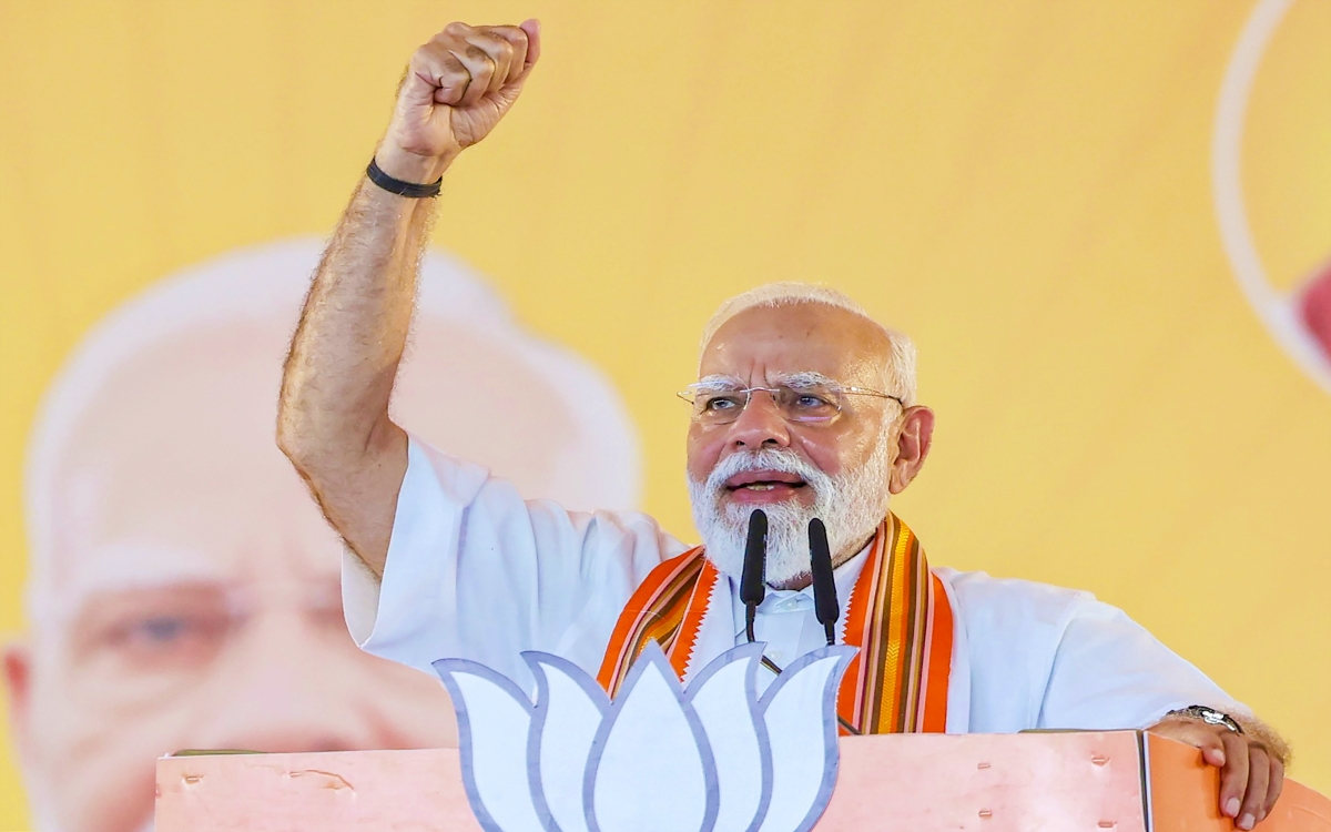 जादवपुर में पीएम मोदी का वादा: ‘आपका तप बेकार नहीं जाएगा’, टीएमसी पर तीखा हमला