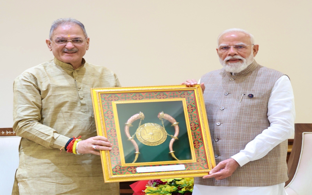 हिमाचल के राज्यपाल कविंदर गुप्ता ने पीएम मोदी से की मुलाकात, विकास मुद्दों पर हुई चर्चा