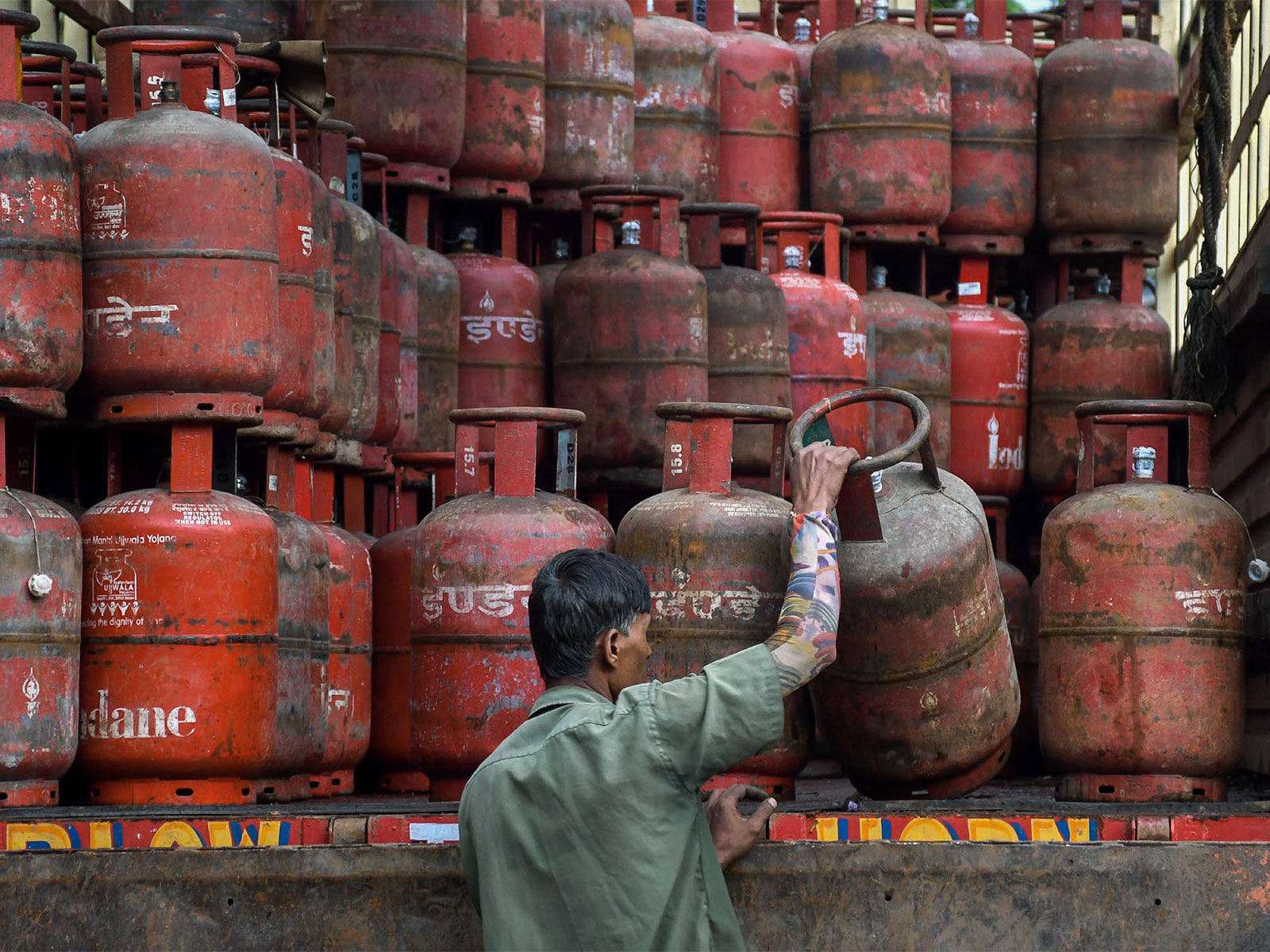 India’s energy supply fully secure, no need for national energy emergencies: Govt