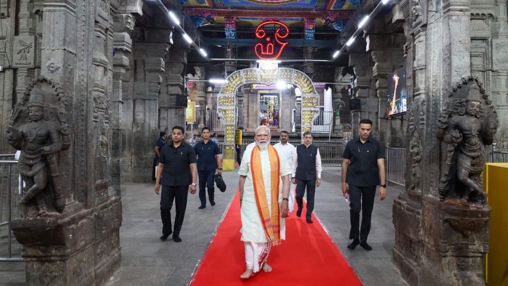 Modi-Arulmigu-5