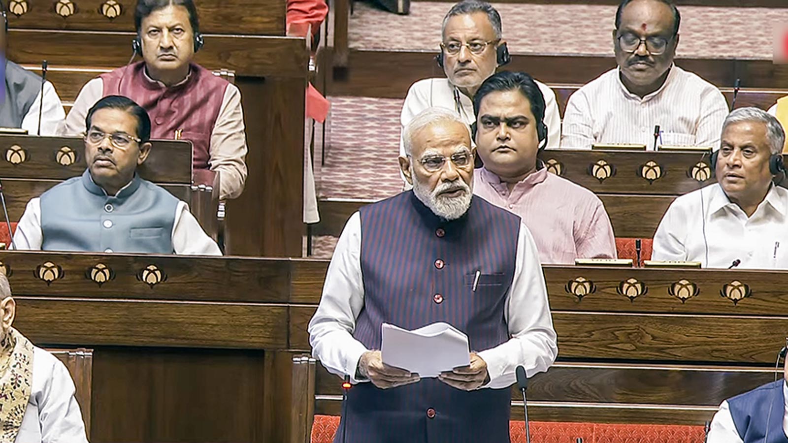 पश्चिम एशिया संकट देश की बड़ी परीक्षा, साझा प्रयासों से निपटेंगे: पीएम मोदी