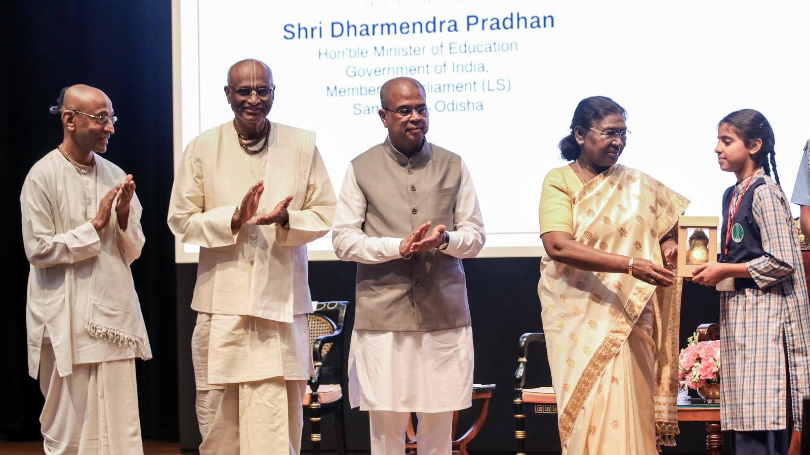 President Murmu lauds Akshaya Patra Foundation for 5 billion meals milestone, stresses nutrition and education for children