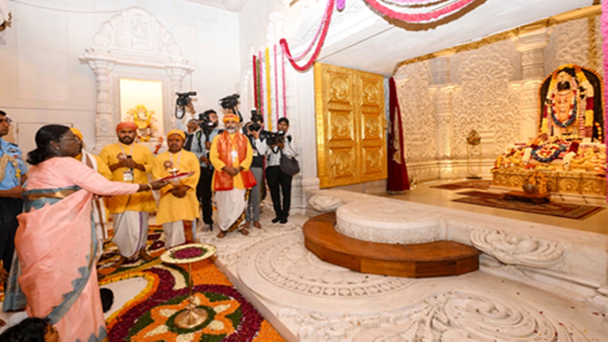 ‘प्रभु राम के आदर्शों में निहित है जीवन का मार्गदर्शन’, राष्ट्रपति मुर्मु समेत कई नेताओं ने दी शुभकामनाएं