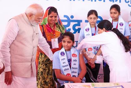 एचपीवी टीकाकरण अभियान को तेज रफ्तार, दो हफ्तों में 3 लाख किशोरियों को सुरक्षा कवच