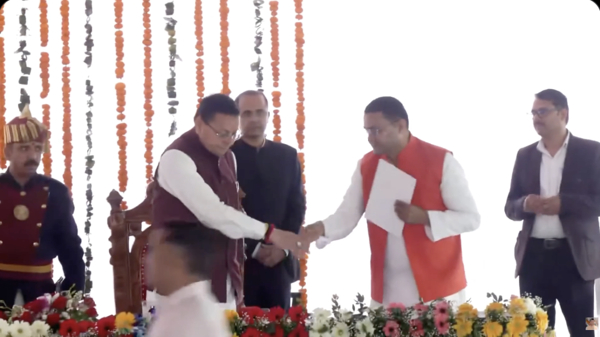 उत्तराखंड में मंत्रिमंडल का विस्तार, पांच विधायकों ने ली मंत्री पद की शपथ