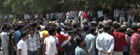 नोएडा में श्रमिकों के विरोध प्रदर्शन से यातायात ठप, दिल्ली ट्रैफिक पुलिस ने जारी की एडवाइजरी
