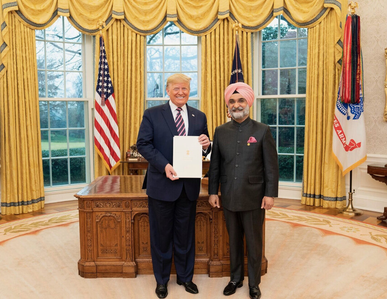 डोनाल्ड ट्रंप ने दिल्ली के एलजी तरनजीत संधू को दी बधाई, भारत-यूएस संबंधों को मजबूत करने की प्रतिबद्धता को सराहा