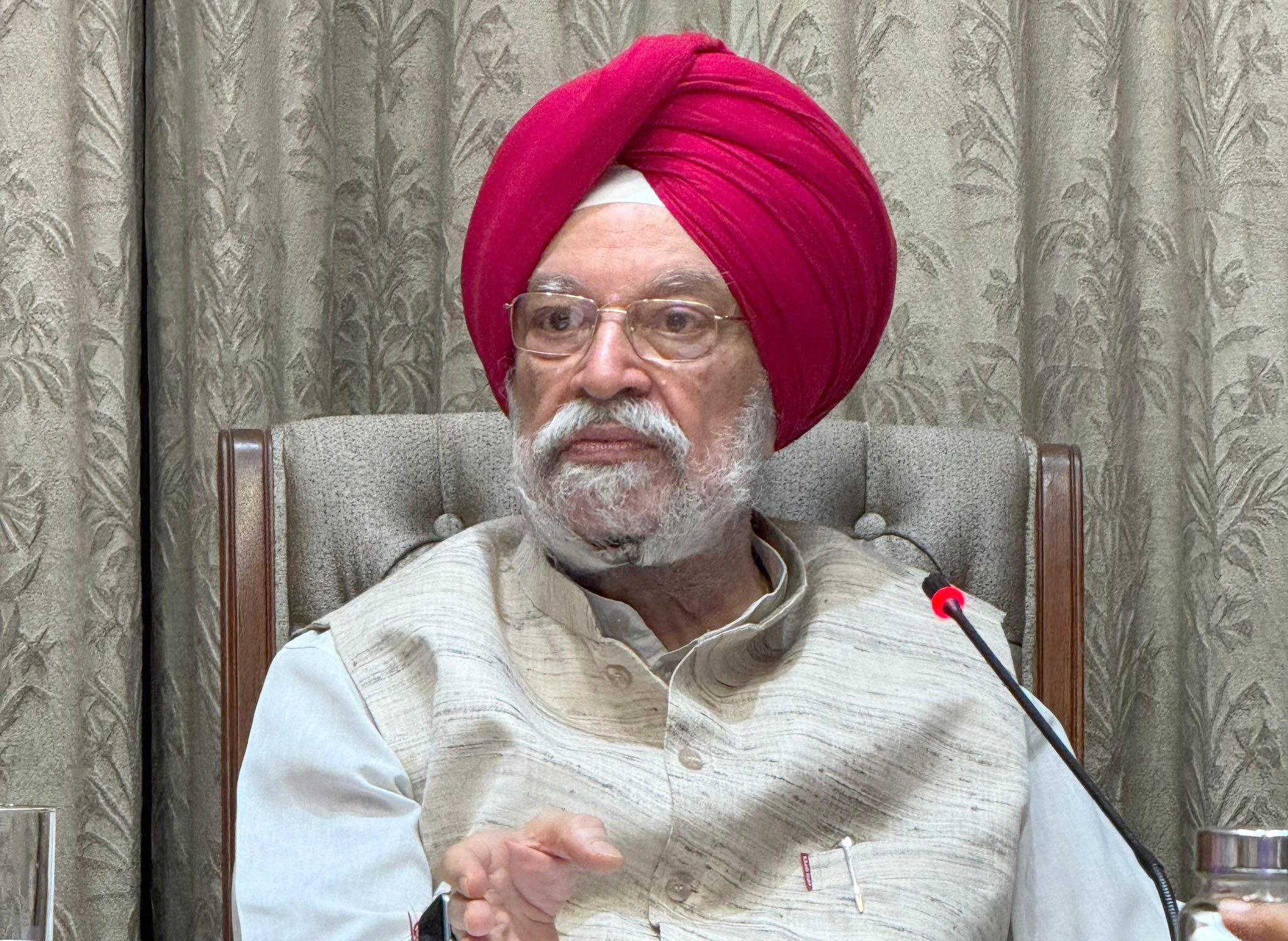LNG सप्लाई पर चर्चा के लिए कतर जाएंगे हरदीप सिंह पुरी