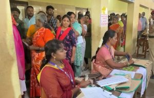 Voting underway in Assam, Kerala, Puducherry; turnout over 30% by 11 am