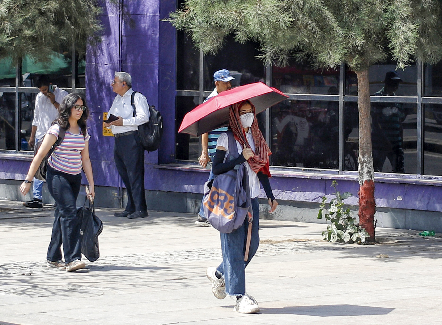 Delhi-NCR Sizzles Under Intense Heatwave, Relief Expected After April 28
