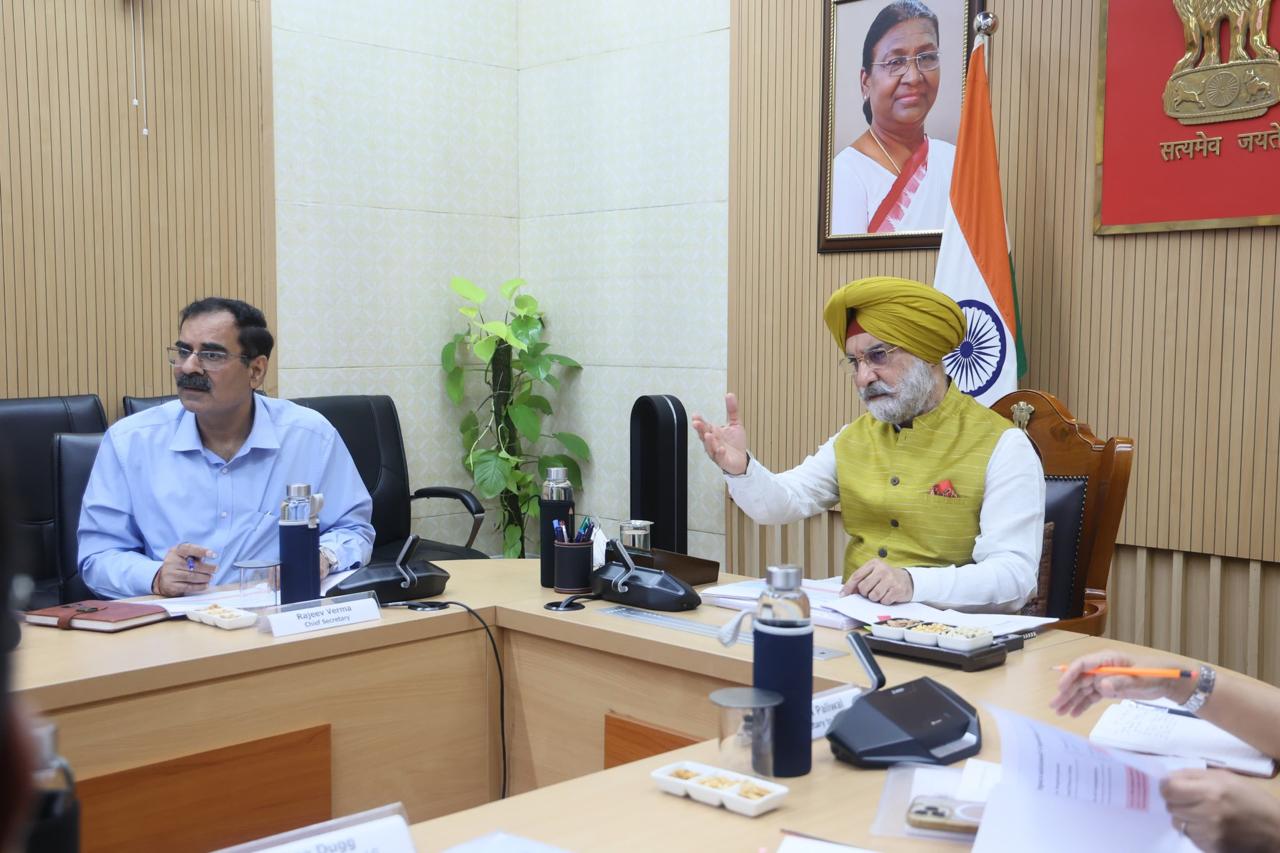 दिल्ली के उपराज्यपाल ने अग्निशमन सेवा की ग्रीष्मकालीन कार्ययोजना की समीक्षा की