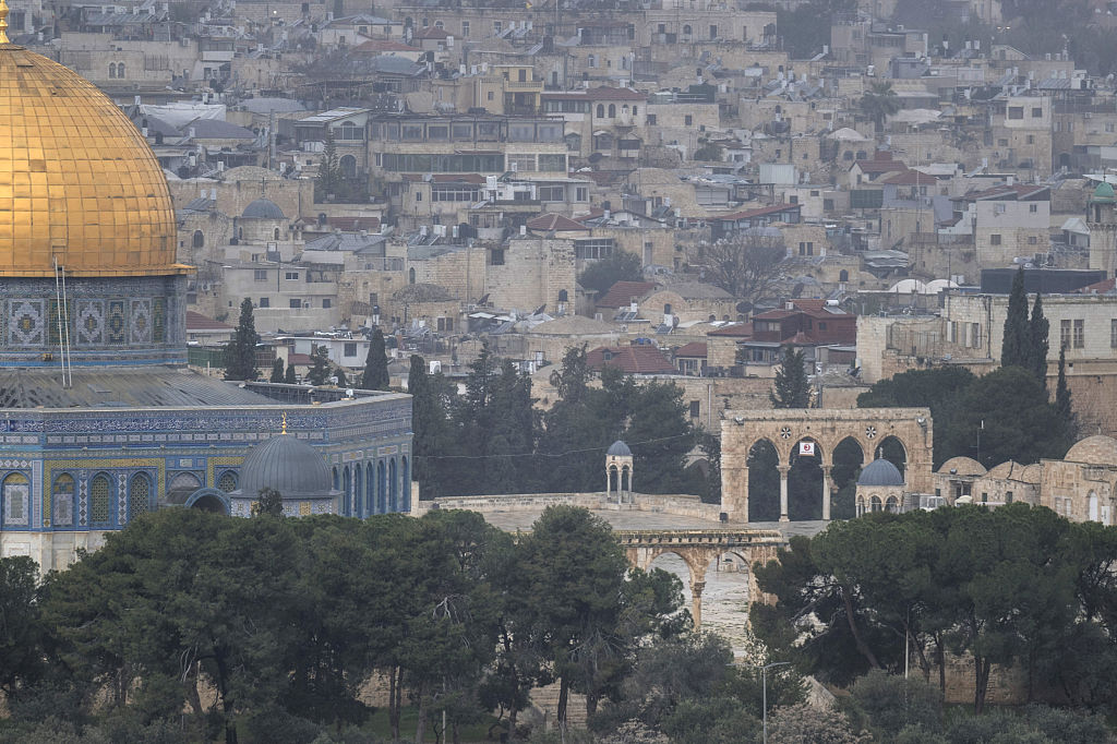 Arab League holds emergency meeting over Al-Aqsa closure and prisoner execution law