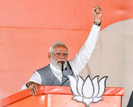 संयम और समर्पण से मिलती है बड़ी सफलता : पीएम मोदी