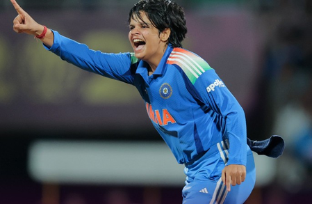 ICC टी20 रैंकिंग में शेफाली वर्मा की दो पायदान छलांग , हरमनप्रीत को भी पहुंचा फायदा