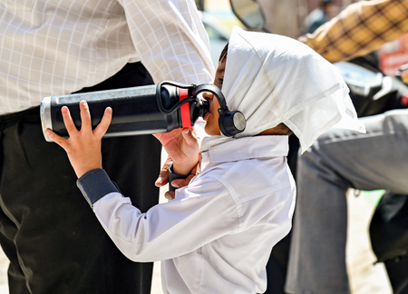 गौतमबुद्धनगर: लू के कहर के चलते बदला स्कूलों का समय, सुबह 7:30 से दोपहर 12:30 बजे तक चलेगी कक्षा