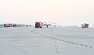 दिल्ली के IGI हवाई अड्डे पर चला ‘अग्नि चक्र’, विमान हादसे के बाद बचाव की तैयारियां जांची गईं