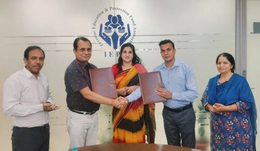 निवेशक जागरूकता बढ़ाने के लिए आईईपीएफए और प्रसार भारती के बीच समझौता