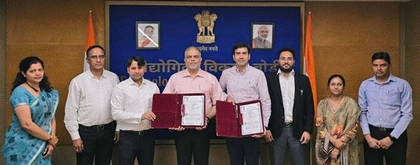 मल्टीपल मायलोमा के इलाज के लिए भारत-सिंगापुर सहयोग, हेलिक्स सेल थेरेप्यूटिक्स से टीडीबी-डीएसटी का समझौता