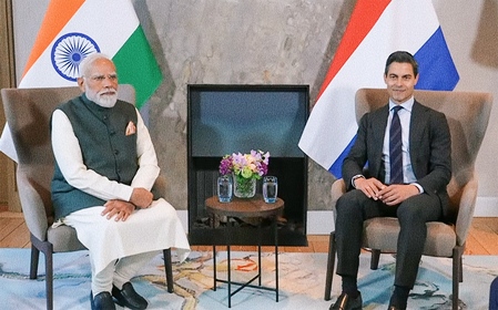 पीएम मोदी की नीदरलैंड यात्रा से भारत-डच संबंधों को नई रणनीतिक दिशा, कई अहम समझौतों पर मुहर