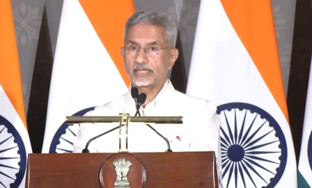India’s five-point approach : जयशंकर ने संघर्षों के समाधान के लिए कूटनीतिक संवाद और सुरक्षित समुद्री व्यापार को बताया अहम