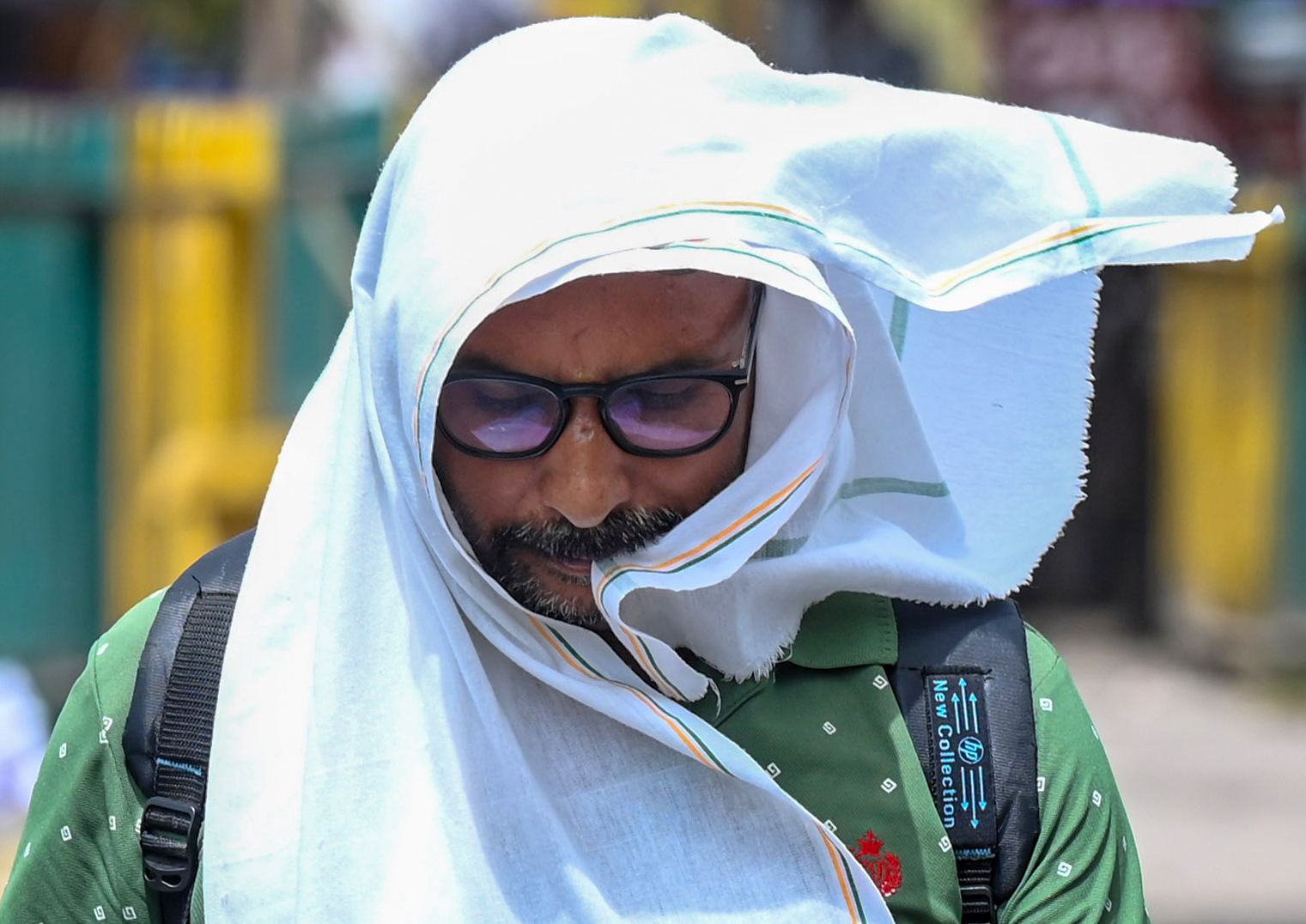 Weather Update: भीषण गर्मी से देशभर में कहर, कई जगहों पर हीट-वेव की चेतावनी 