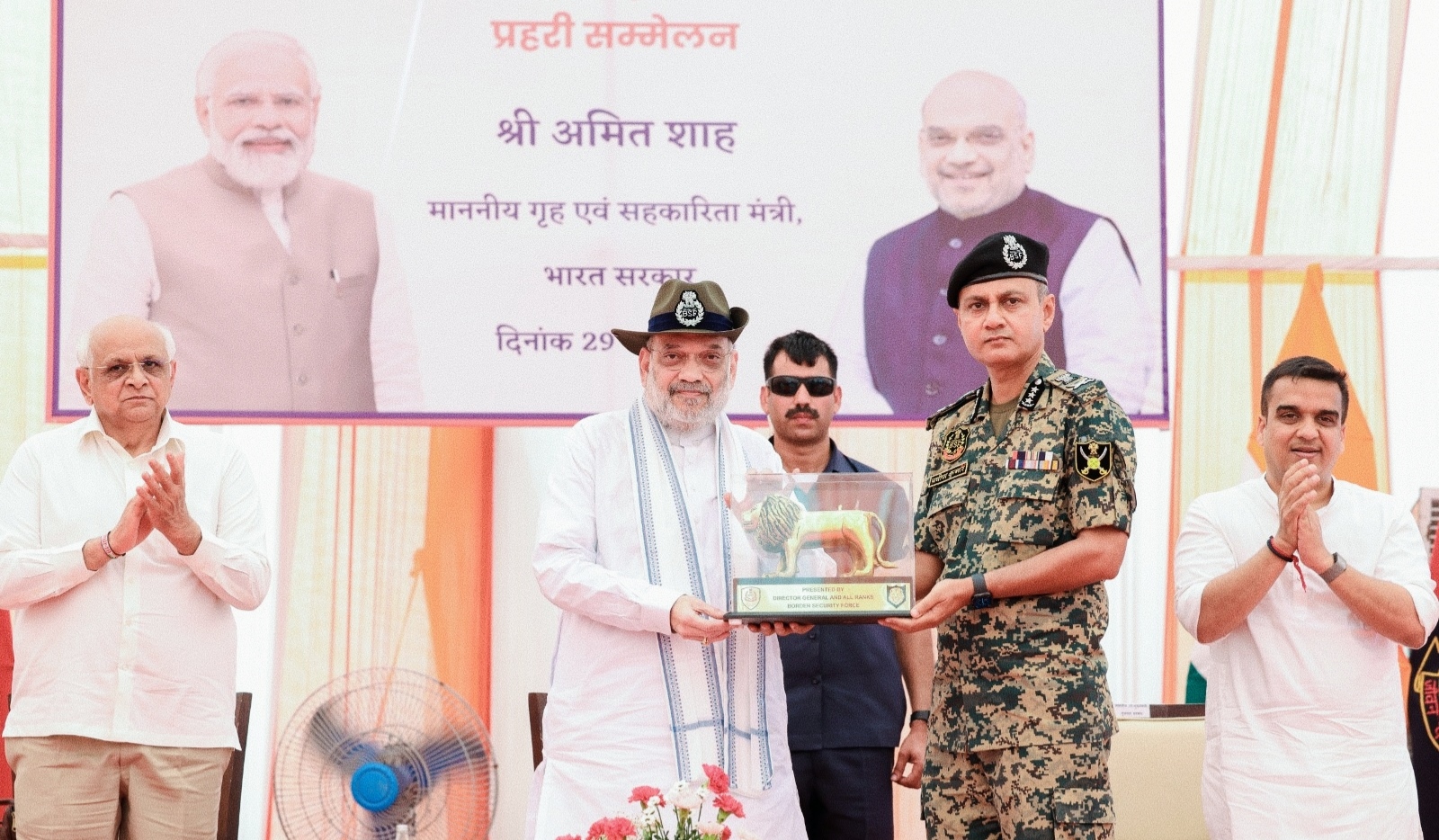 अमित शाह ने भुज में किया G-7 और G-13 बीओपी का लोकार्पण, बोले- सीमा सुरक्षा होगी अभेद्य