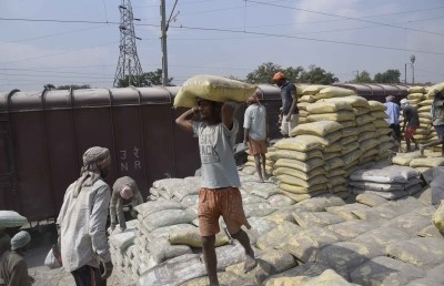 Indian Railways records 170% jump in cement transport after logistics reforms