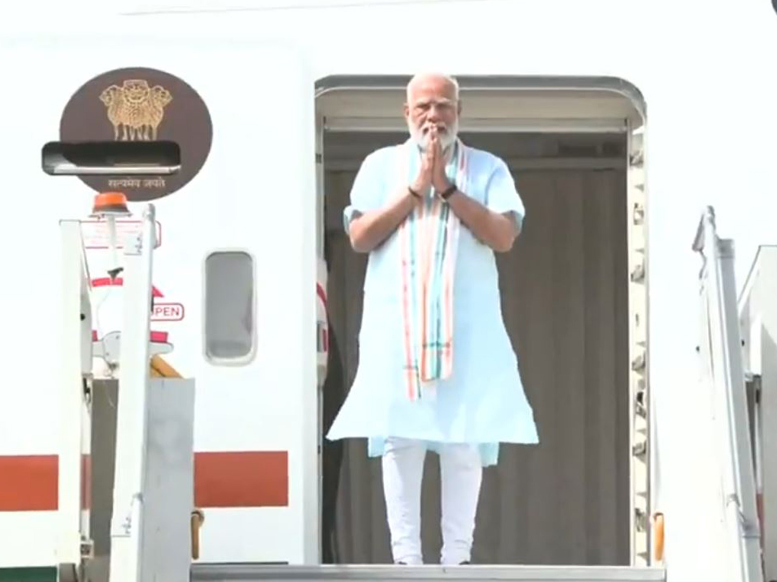 प्रधानमंत्री मोदी पांच देशों के दौरे के बाद दिल्ली पहुंचे