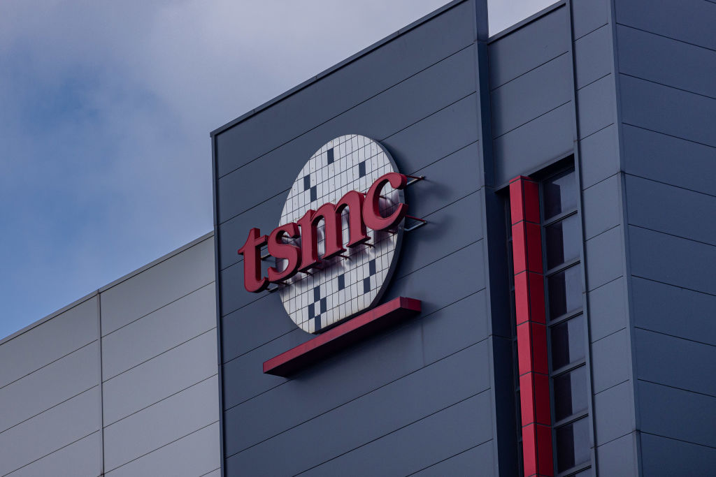 Global semiconductor output to reach USD 1.5 trillion by 2030 on AI advancements