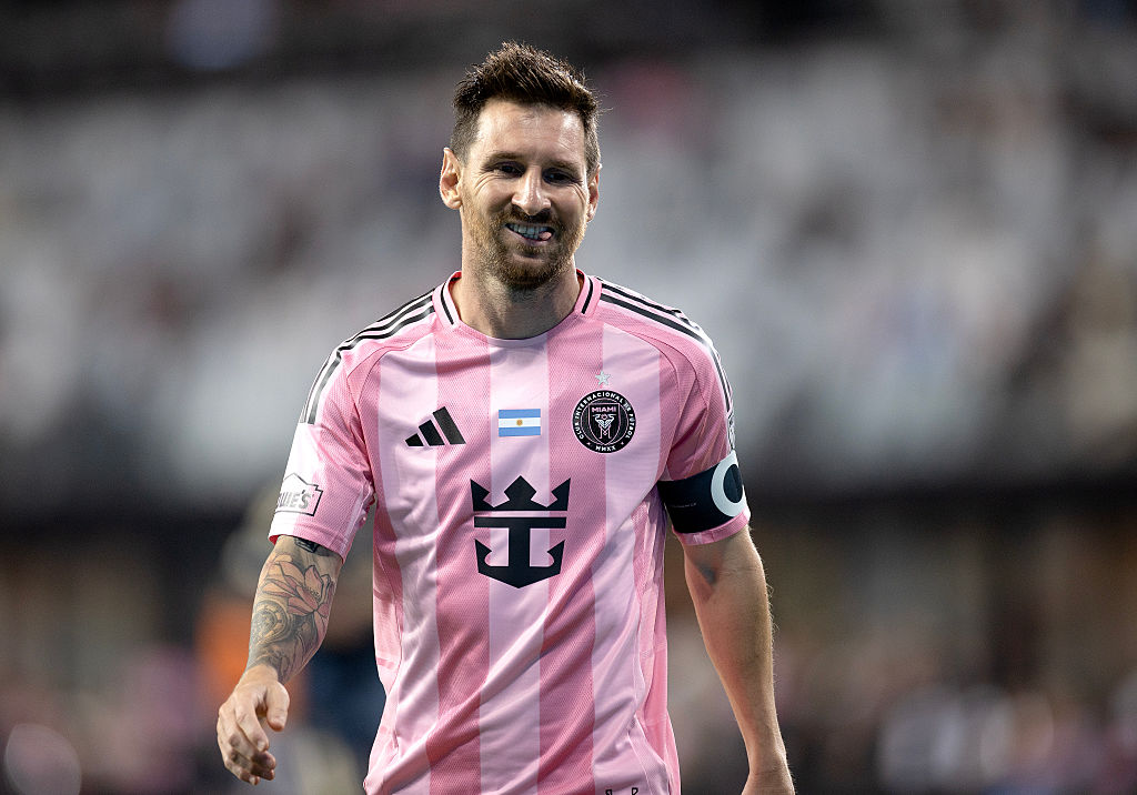 West Bengal: Lionel Messi statue secured with ropes after locals report swaying in wind