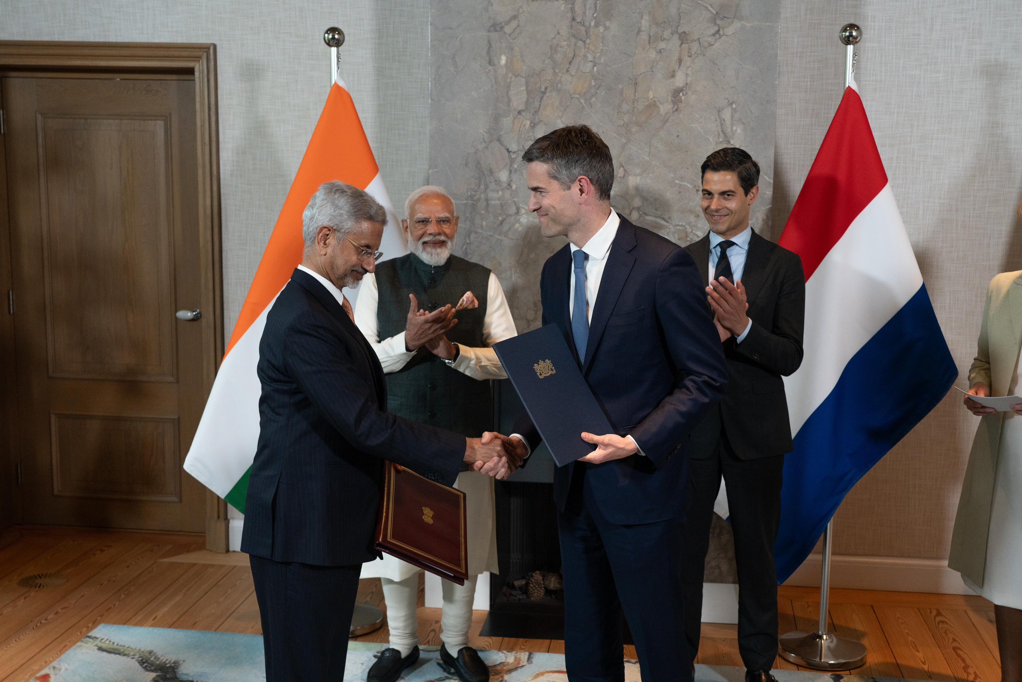 भारत-नीदरलैंड रणनीतिक साझेदारी: जयशंकर और टॉम बेरेन्डसन की अहम बैठक