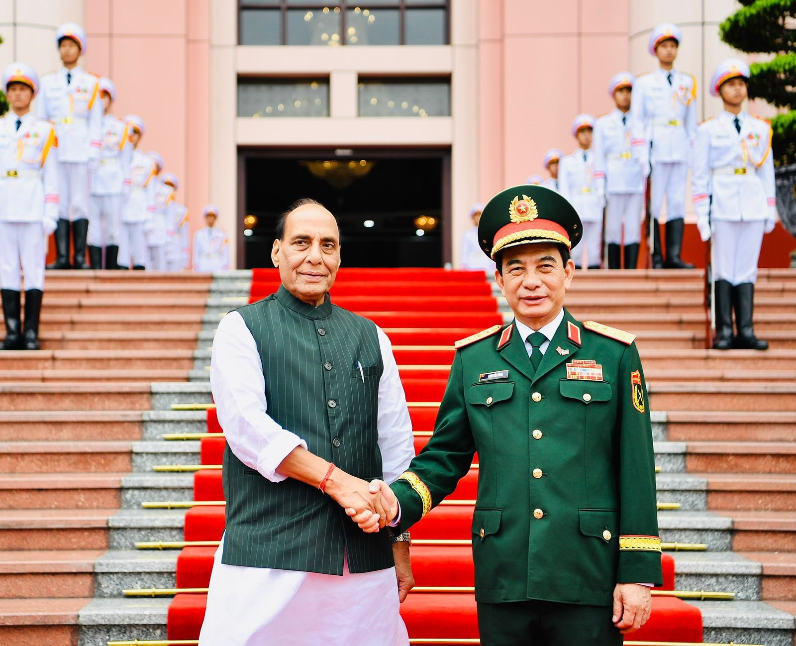 भारत-वियतनाम रक्षा संबंधों को नई मजबूती, रक्षा मंत्री ने की उच्चस्तरीय वार्ता